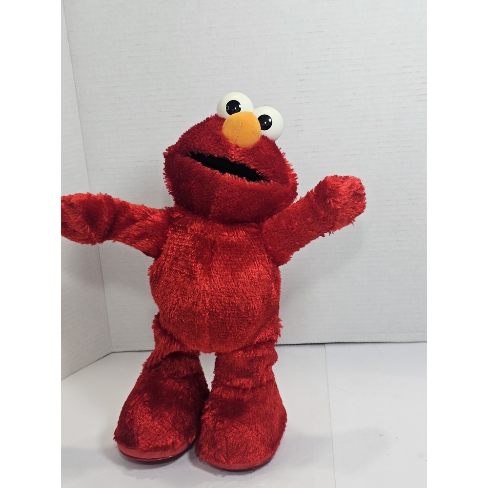 Elmo Mattel Hokey Pokey Electronic "Sings and Dances" Works Read Details